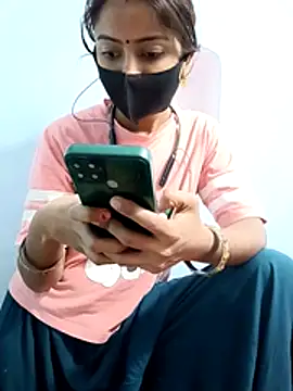 Snapshot of Payal_G chatting on 11-20-25, 04:29 Payal G online show from 11-20-25, 04:29