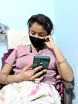 Snapshot of Payal_G chatting on 11-22-25, 03:49 Payal G online show from 11-22-25, 03:49