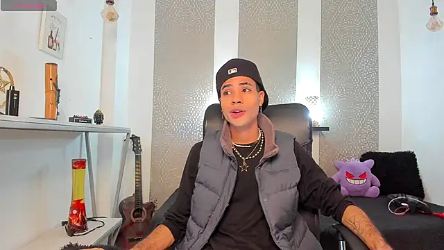 Snapshot of JacobBlackwell_ chatting on 10-27-25, 07:29 JacobBlackwell online show from 10-27-25, 07:29