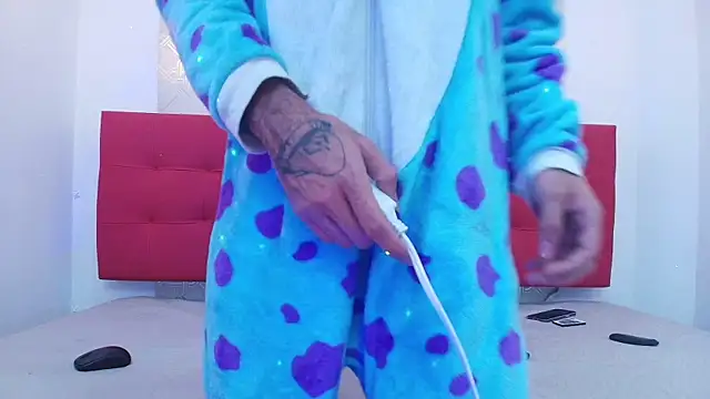 Snapshot of JacobBlackwell_ chatting on 10-31-25, 11:55 JacobBlackwell online show from 10-31-25, 11:55