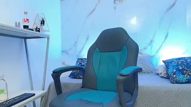 JacobBlackwell  online show from 03-02-26, 05:08