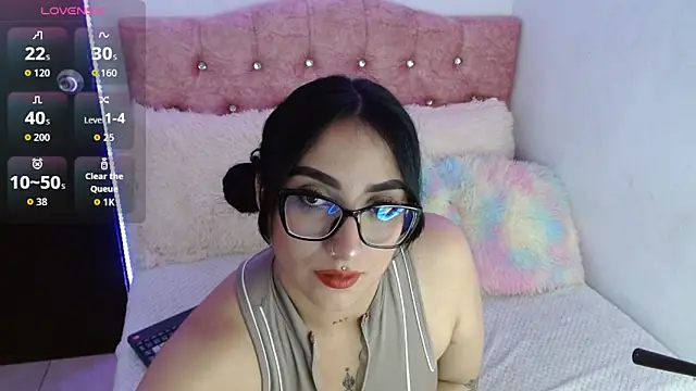 SeleneMore online show from 12-04-25, 04:48