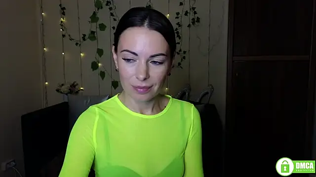 Rita lovvylyou online show from 10-24-25, 11:28