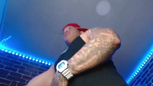 jordan bigcock  online show from 04-21-26, 01:42