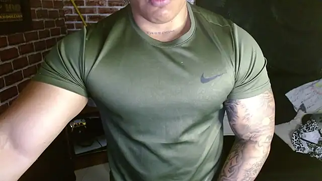 jordan bigcock  online show from 05-13-26, 03:53