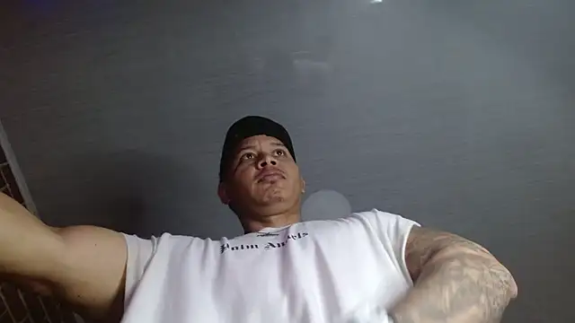 Snapshot of jordan_bigcock_ chatting on 07-24-26, 01:53 jordan bigcock online show from 07-24-26, 01:53