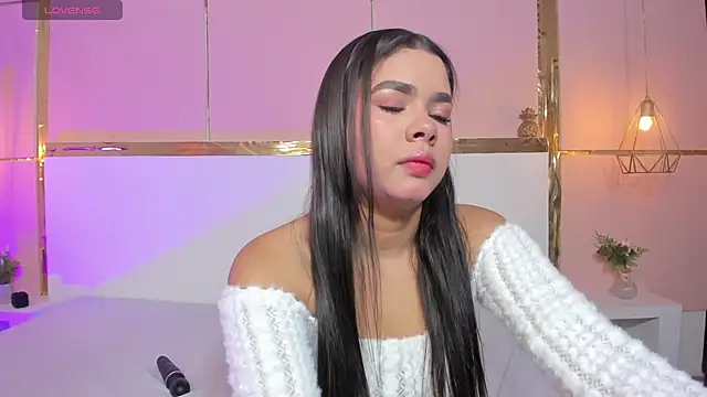 TianaGlow44 online show from 12-15-25, 11:58