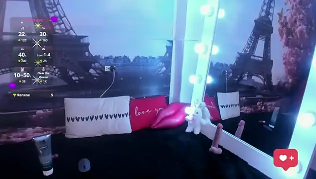 Snapshot of little_ellie_1 chatting on 11-15-25, 07:43 little ellie 1 online show from 11-15-25, 07:43