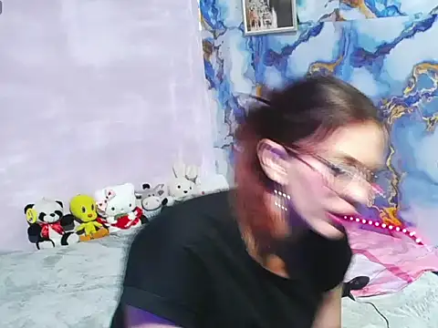 Snapshot of cerecita_anna chatting on 10-22-25, 09:25 cerecita anna online show from 10-22-25, 09:25