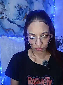 Snapshot of cerecita_anna chatting on 06-27-26, 10:15 cerecita anna online show from 06-27-26, 10:15