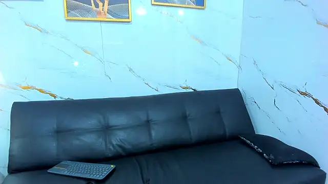 Little nicoll online show from 04-27-26, 05:05