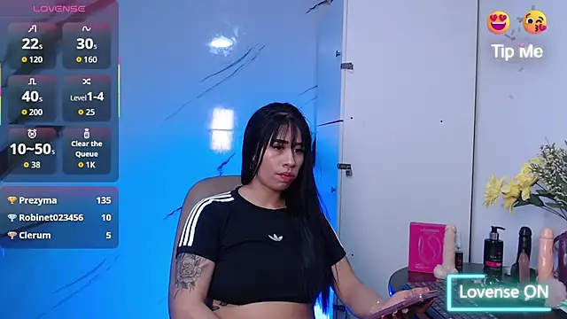 Snapshot of -HelloKitty_ chatting on 10-07-25, 08:44 -HelloKitty  online show from 10-07-25, 08:44