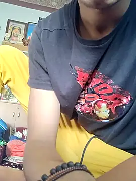 Snapshot of use_19 chatting on 11-27-25, 07:21 use 19 online show from 11-27-25, 07:21