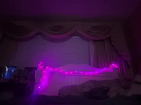 tiffanyxoxo515 online show from 03-08-26, 03:54