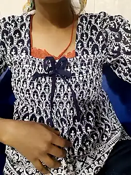 Mahi677 online show from 11-17-25, 03:45