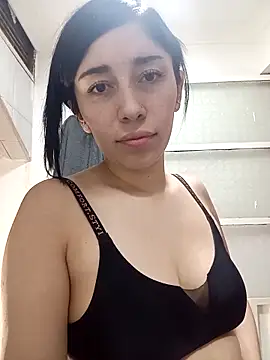 Snapshot of AbbyLewiis chatting on 11-07-25, 06:08 AbbyLewiis online show from 11-07-25, 06:08