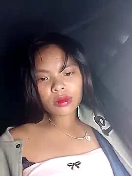 hello-cute online show from 10-31-25, 06:14