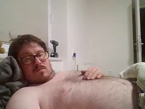 czechguy online show from 10-17-25, 08:55