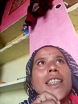 Snapshot of Cut_itri845 chatting on 11-02-25, 06:16 Cut itri845 online show from 11-02-25, 06:16