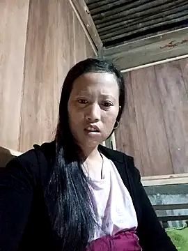 Snapshot of jerry-xx chatting on 11-11-25, 04:51 jerry-xx online show from 11-11-25, 04:51