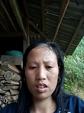 Snapshot of jerry-xx chatting on 11-12-25, 05:19 jerry-xx online show from 11-12-25, 05:19