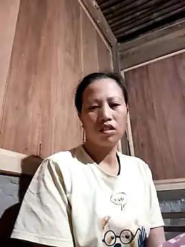 Snapshot of jerry-xx chatting on 11-12-25, 07:46 jerry-xx online show from 11-12-25, 07:46