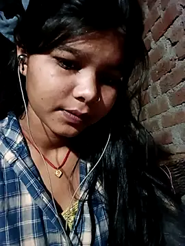 Snapshot of Gb_sunena chatting on 10-11-25, 09:02 Gb sunena online show from 10-11-25, 09:02