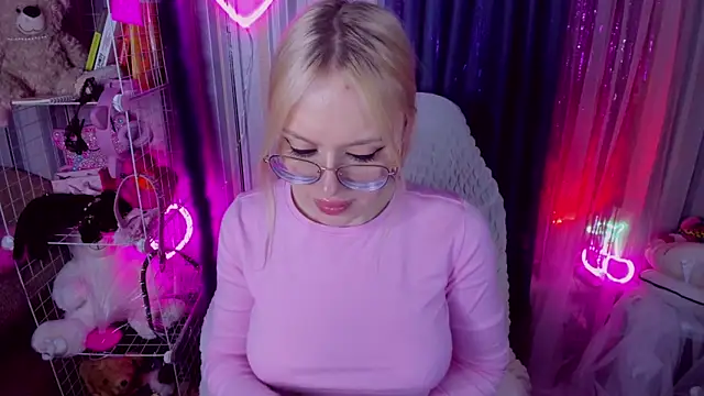 CeaneLino online show from 04-11-26, 10:47