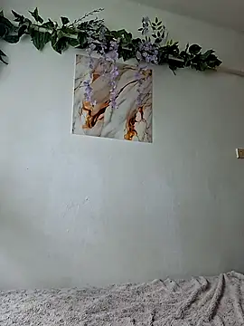 Snapshot of Nika_aa chatting on 05-01-26, 01:48 Nika aa online show from 05-01-26, 01:48