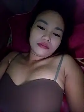 Snapshot of Rabbit-small chatting on 11-02-25, 09:28 Rabbit-small online show from 11-02-25, 09:28