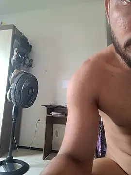 Snapshot of discreto_17 chatting on 11-01-25, 03:25 discreto 17 online show from 11-01-25, 03:25