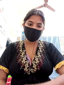 Hot radhaji online show from 02-06-26, 05:05