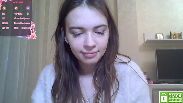 Snapshot of CeyaLier chatting on 05-06-26, 06:13 CeyaLier online show from 05-06-26, 06:13