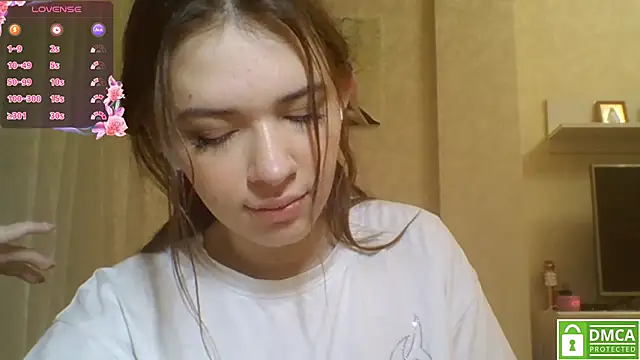 Snapshot of CeyaLier chatting on 05-20-26, 08:37 CeyaLier online show from 05-20-26, 08:37