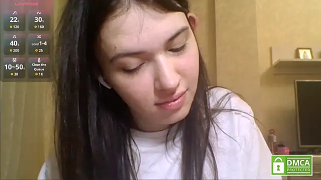 Snapshot of CeyaLier chatting on 06-03-26, 06:46 CeyaLier online show from 06-03-26, 06:46