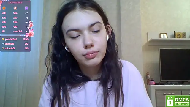 CeyaLier online show from 06-22-26, 03:25