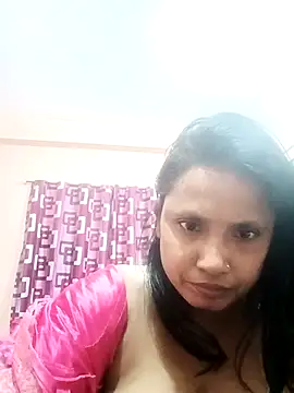 Snapshot of Megla879 chatting on 11-01-25, 03:41 Megla879 online show from 11-01-25, 03:41