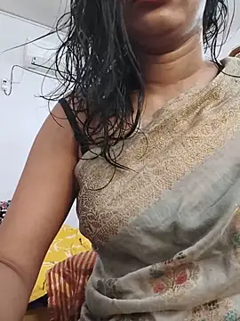 Snapshot of Janu-hasena chatting on 06-05-26, 02:51 Janu-hasena online show from 06-05-26, 02:51