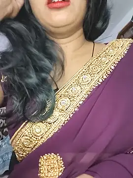 Snapshot of Janu-hasena chatting on 07-17-26, 05:40 Janu-hasena online show from 07-17-26, 05:40
