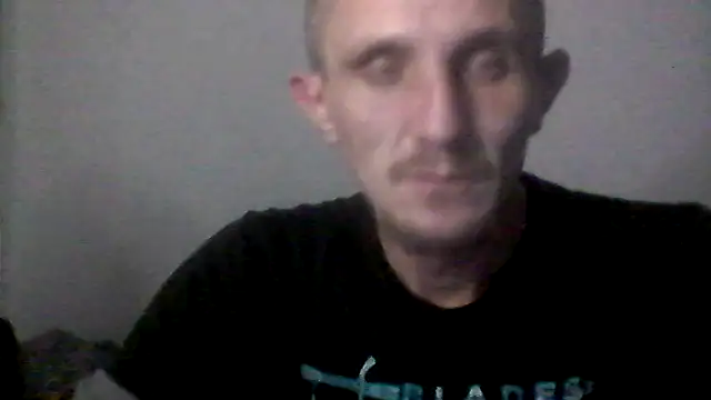 Snapshot of Twolatte chatting on 12-03-25, 10:52 Twolatte online show from 12-03-25, 10:52