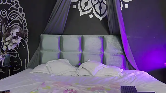 Aranzza Ross online show from 12-02-25, 08:37