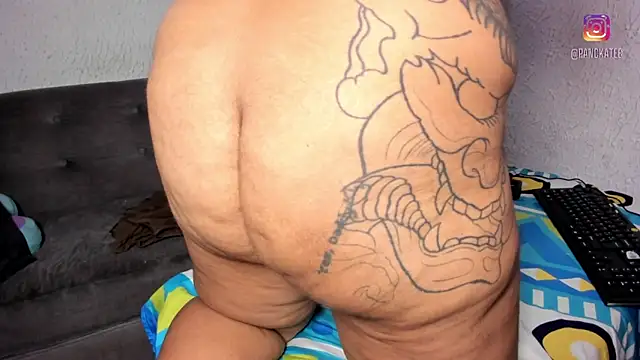 Emilycollei online show from 04-05-26, 08:28