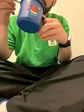 Snapshot of Nasho172737 chatting on 12-01-25, 05:51 Nasho172737 online show from 12-01-25, 05:51