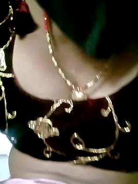 Sexy Riya Bhabhi online show from 10-13-25, 08:25