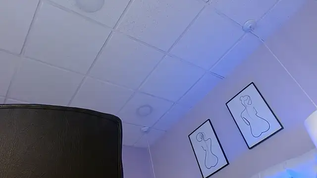 Rosee20  online show from 12-05-25, 03:15