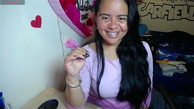 Miss  kendra  online show from 04-06-26, 12:52