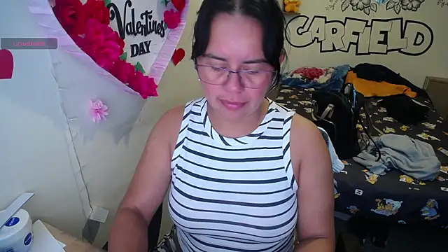 Miss  kendra  online show from 06-26-26, 12:31