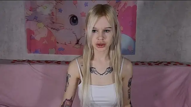 HoneyGold  online show from 02-15-26, 04:09