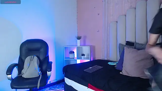 SweetRenata  online show from 01-17-26, 11:26