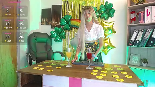 SweetRenata  online show from 03-17-26, 12:19